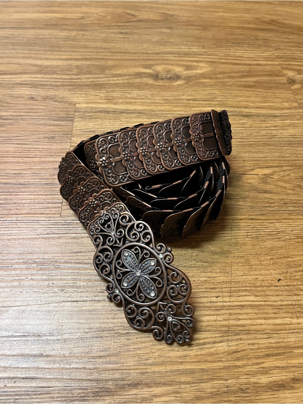 Vintage 80s Inspired Brass Tone Ornate Scales Elastic Waistband Belt Victorian